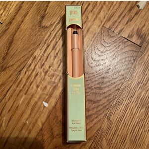 NWOT Pixi Endless Silky Eye Pen.